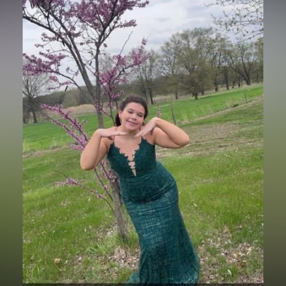 Emerald Lace Prom Dress